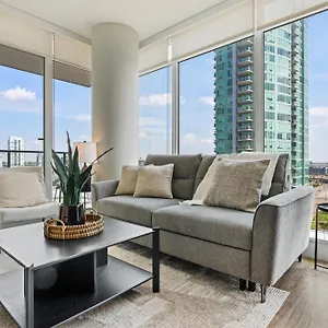 Apartment Modern Downtown 5 Min Walk Stampede, Calgary