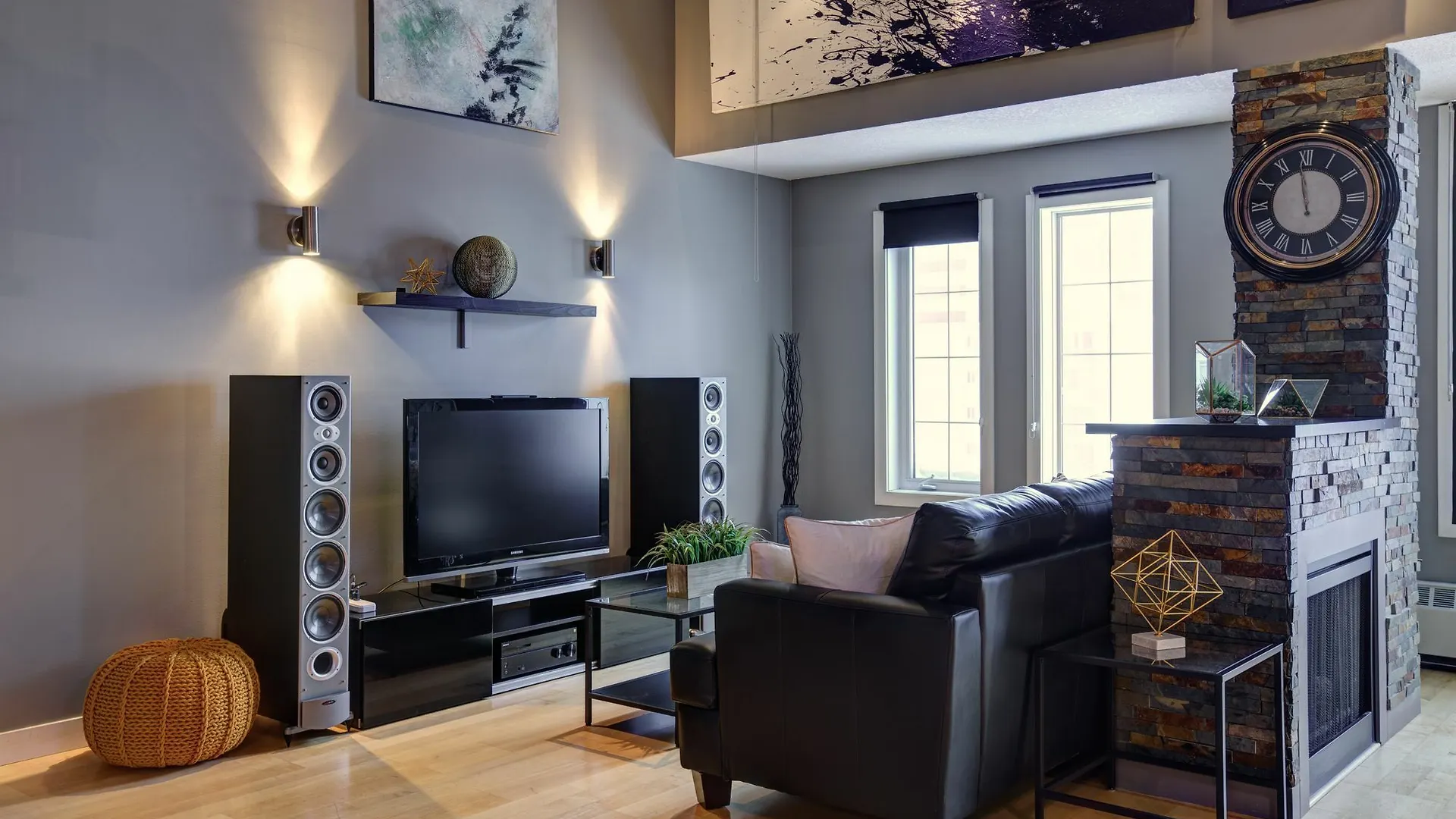Suite Digs Paradyme location